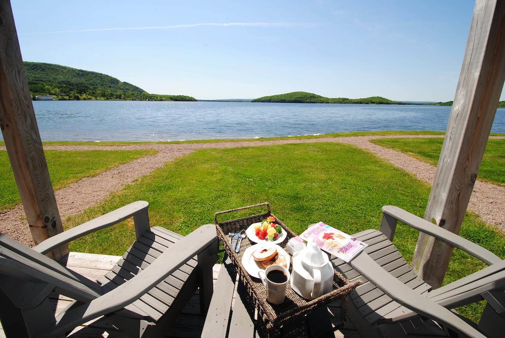 Keltic Quay Cottages & Bayfront Lodge Whycocomagh Номер фото
